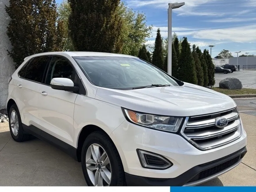 2016 Ford Edge SEL photo 1