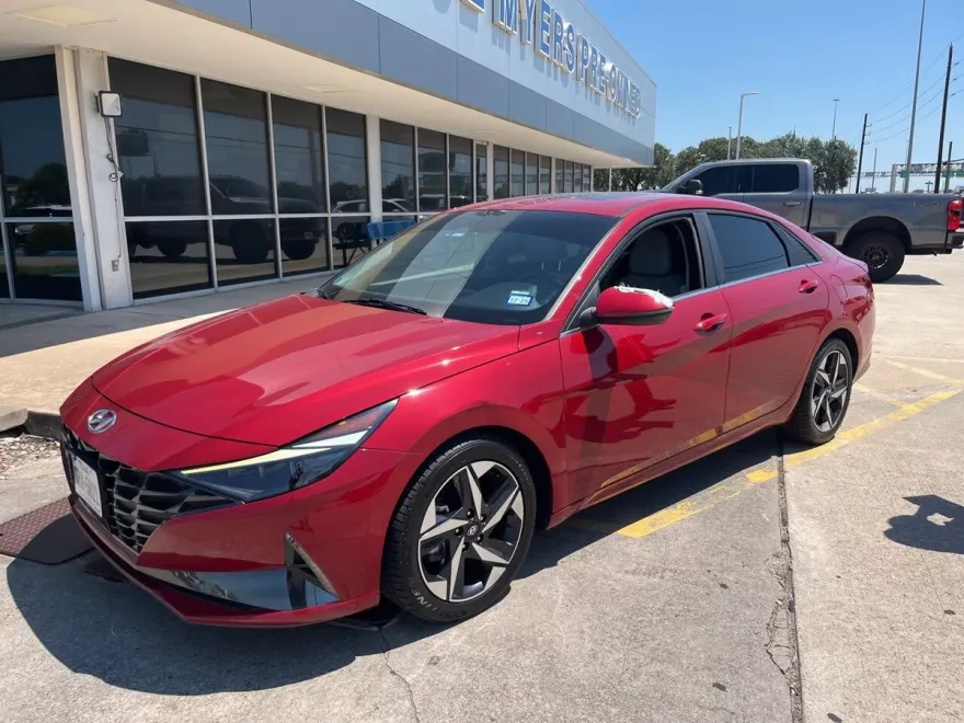 2023 Hyundai Elantra Hybrid Limited photo 1