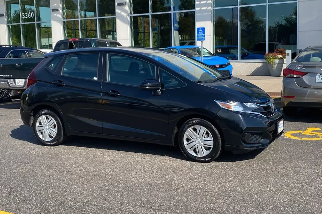 2018 Honda Fit LX photo 1