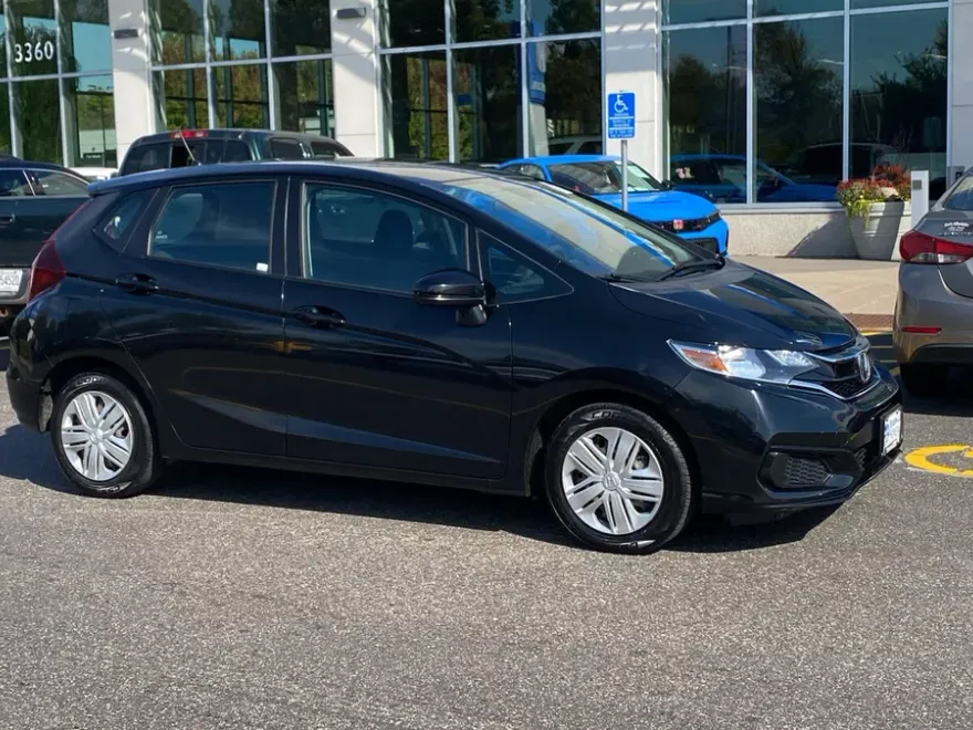 2018 Honda Fit LX photo 1