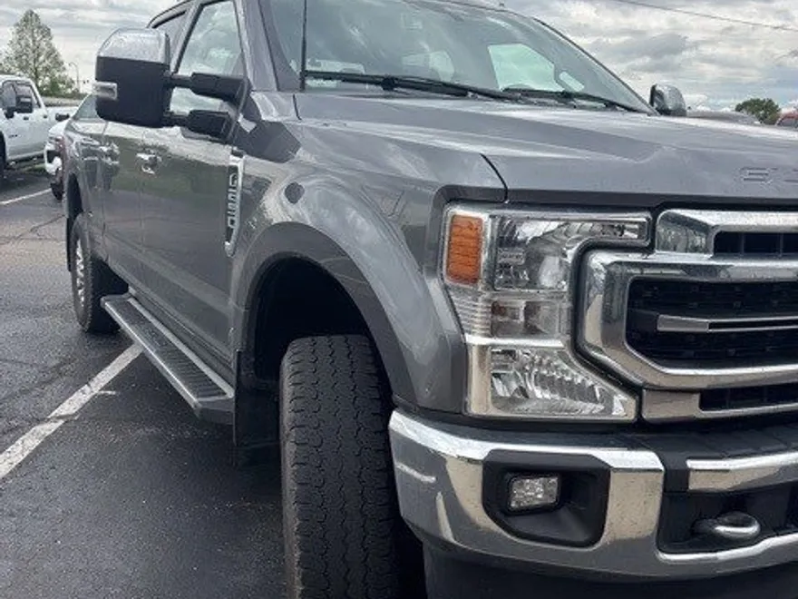 2022 Ford F-250 Lariat photo 1