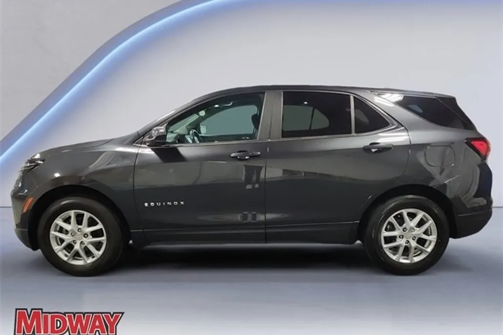 2022 Chevrolet Equinox LT photo 1