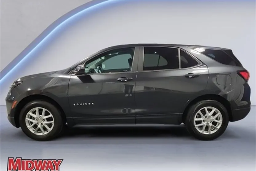 2022 Chevrolet Equinox LT photo 1