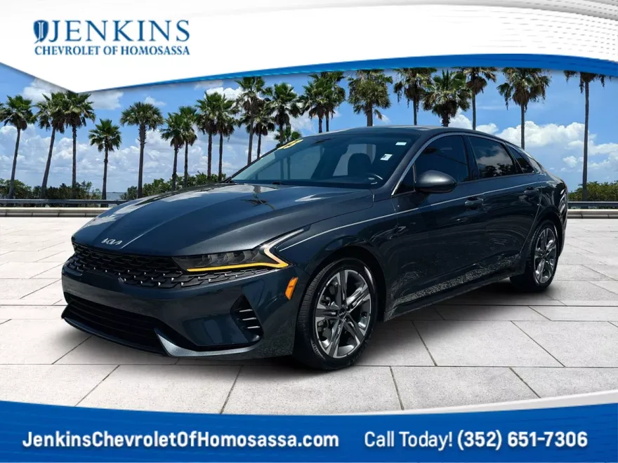 2023 Kia K5 EX photo 1