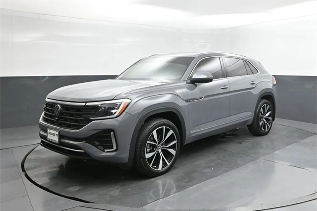2024 Volkswagen Atlas Cross Sport SEL Premium R-Line photo 1