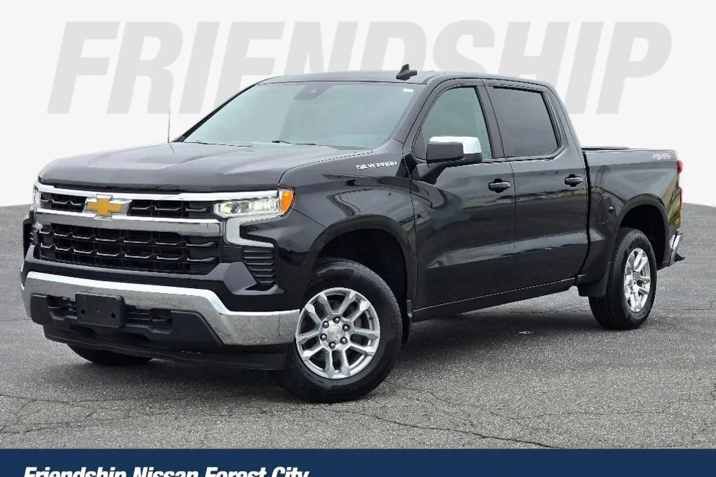 2022 Chevrolet Silverado 1500 LT photo 1