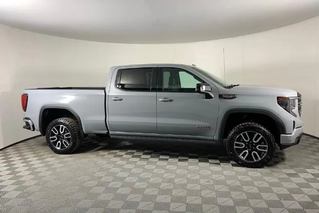 2025 Gmc Sierra 1500 AT4 photo 1