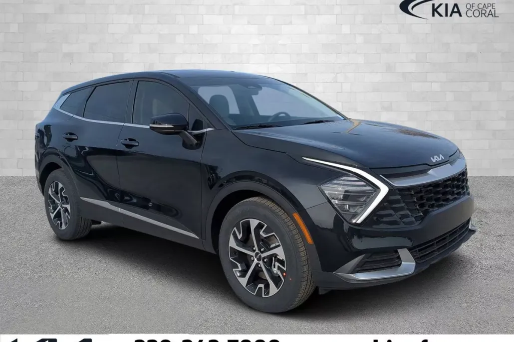 2025 Kia Sportage EX photo 1