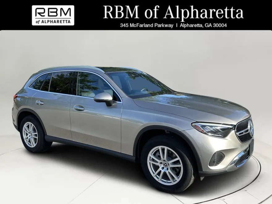 2023 Mercedes Benz GLC 300 4MATIC photo 1