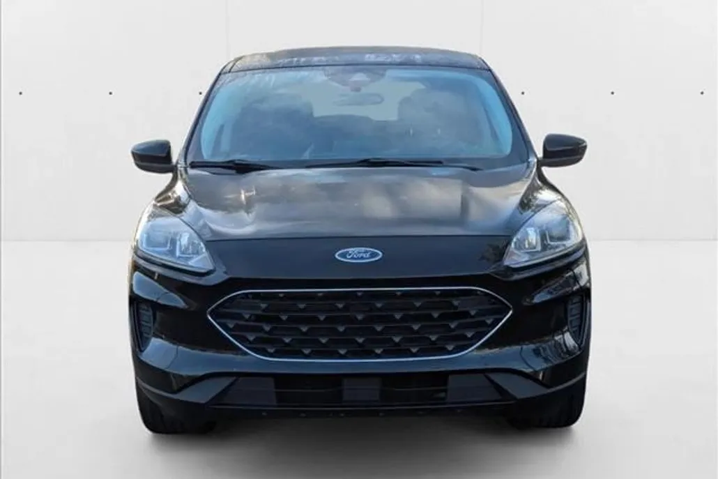 2021 Ford Escape SE Hybrid photo 1