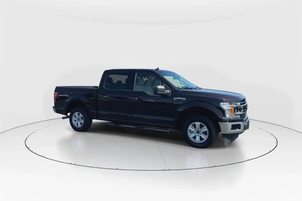2020 Ford F-150 XLT photo 1