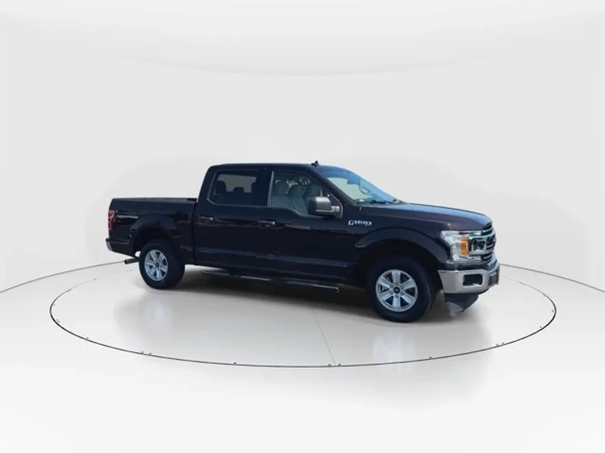 2020 Ford F-150 XLT photo 1