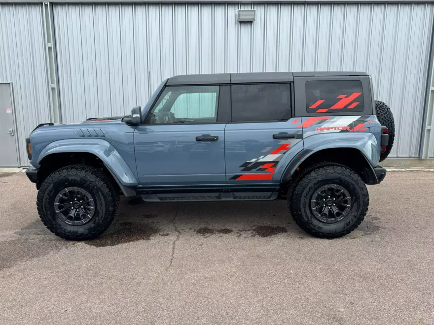 2024 Ford Bronco Raptor photo 1