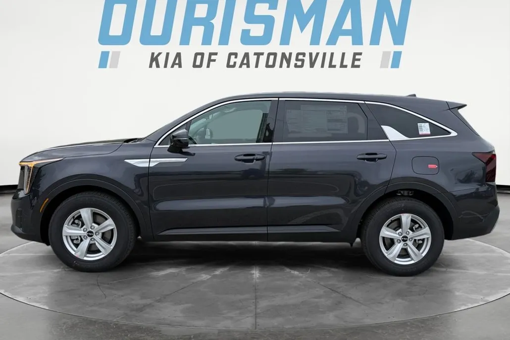 2026 Kia Sorento LX photo 1