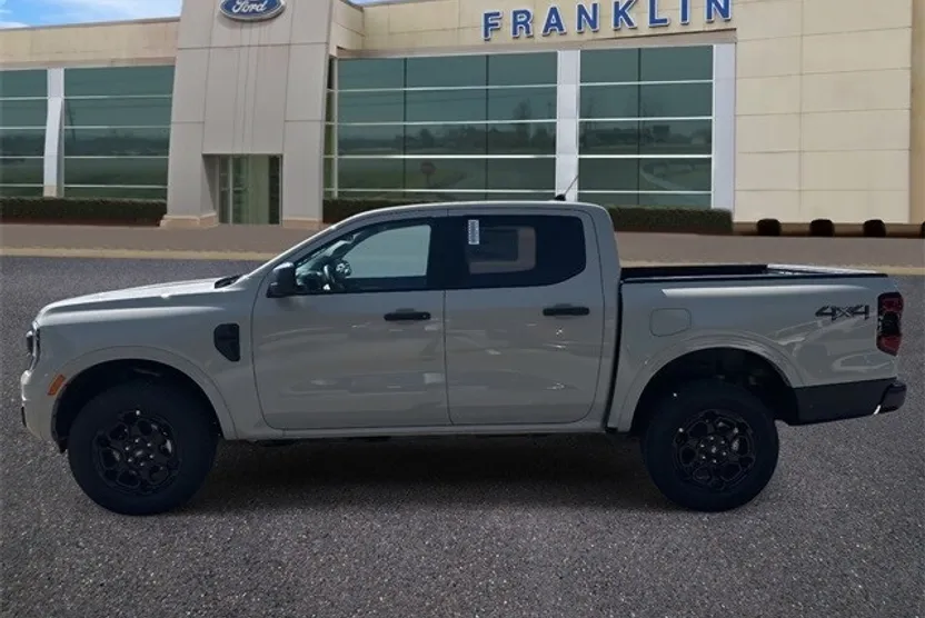 2025 Ford Ranger XLT photo 1