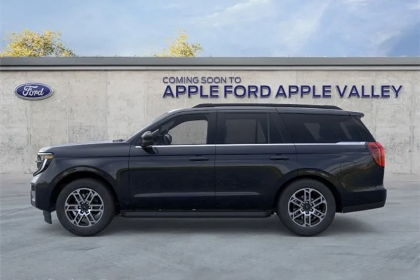 2025 Ford Expedition photo 1