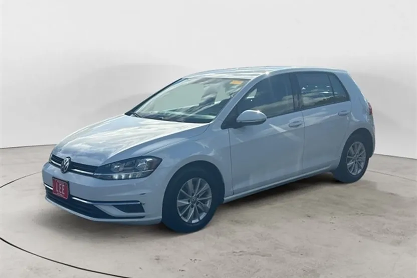 2019 Volkswagen Golf S photo 1