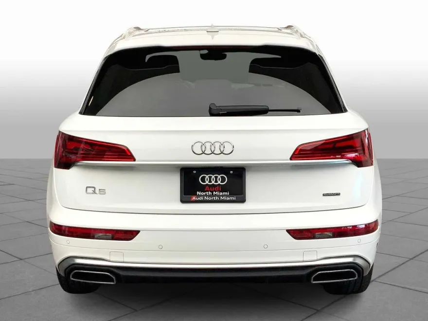 2022 Audi Q5 S line Premium photo 1