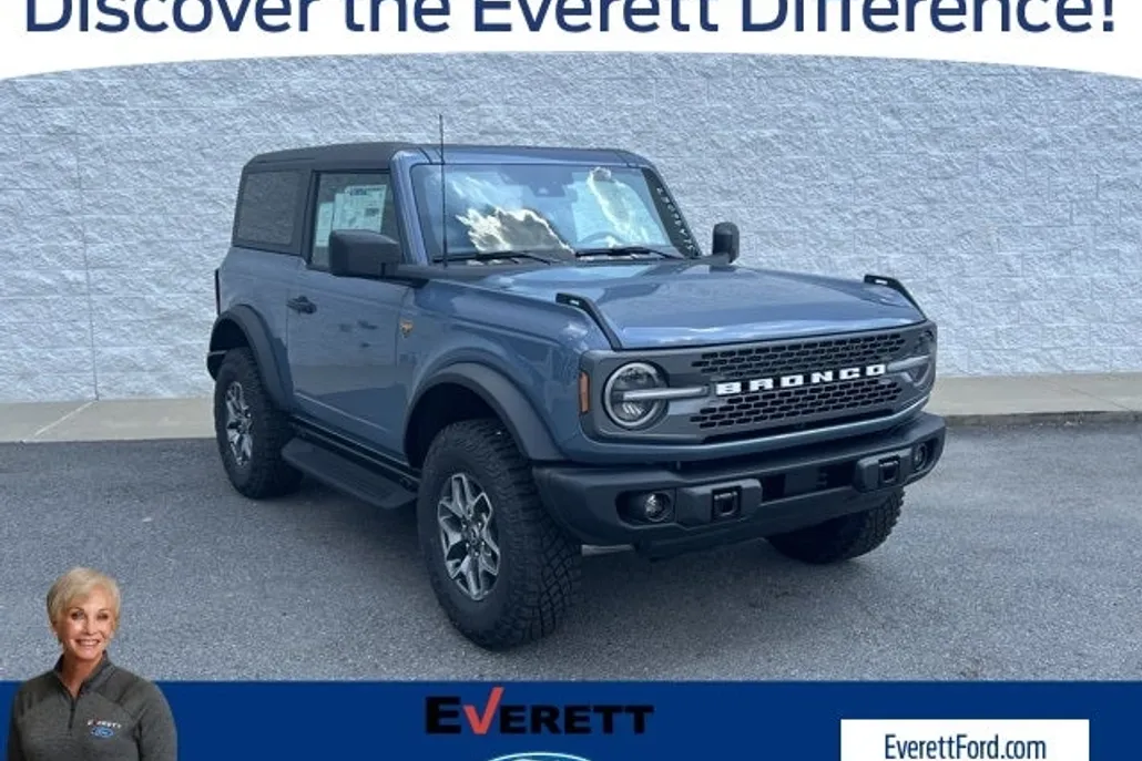 2025 Ford Bronco Badlands photo 1