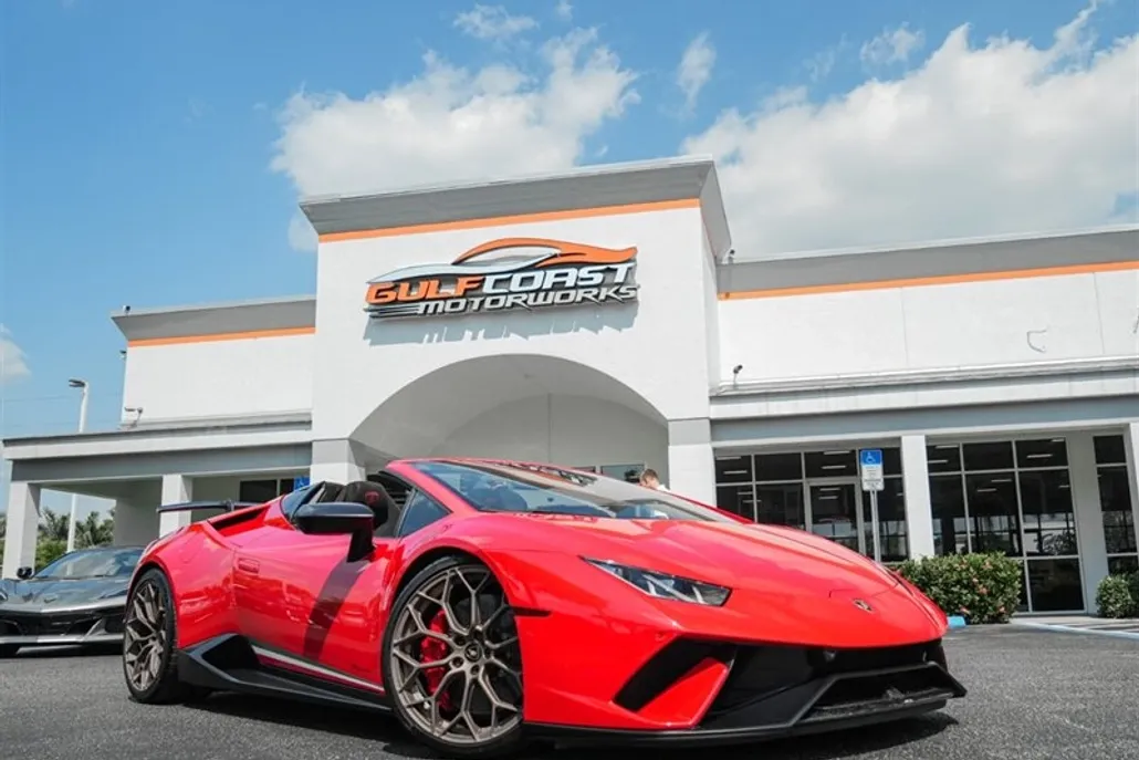 2018 Lamborghini Huracan Spyder Performante photo 1