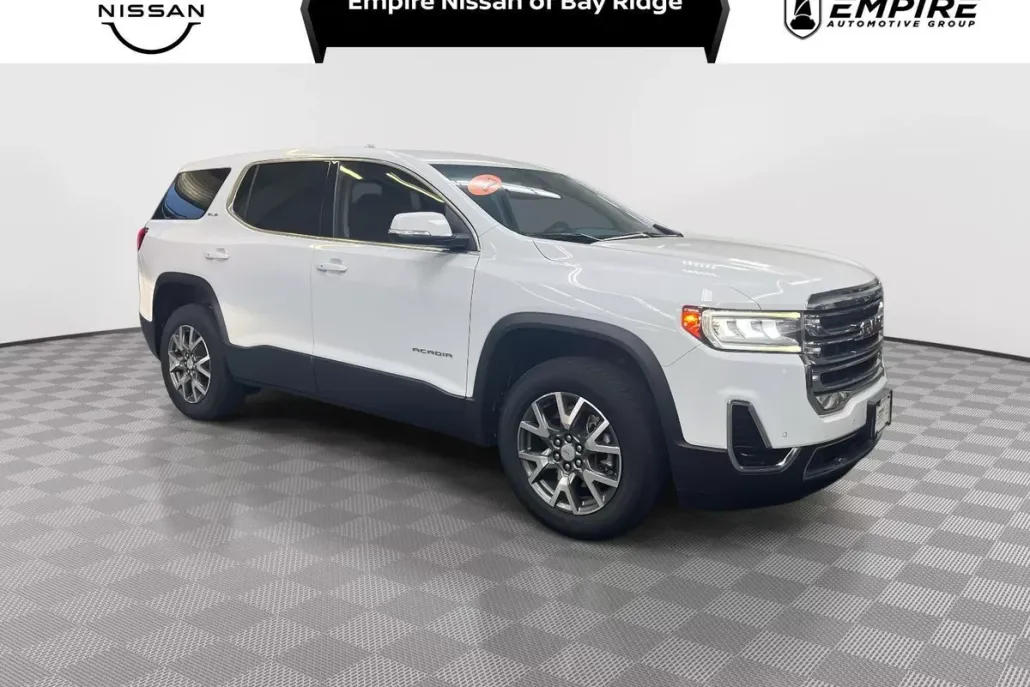 2023 Gmc Acadia SLE photo 1
