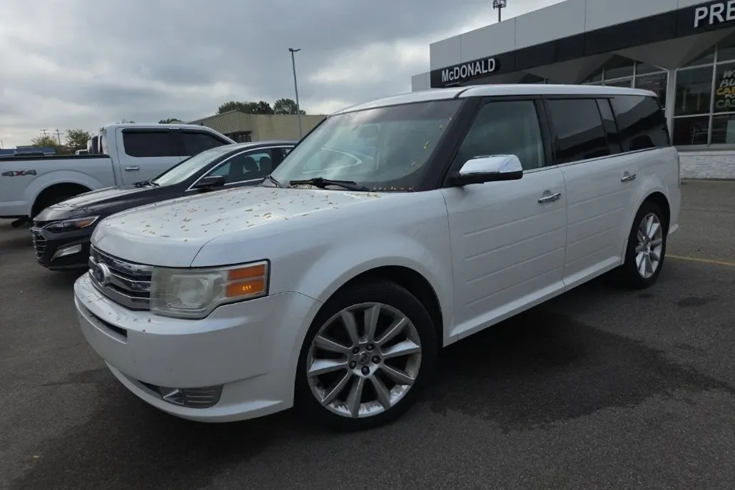 2011 Ford Flex Limited photo 1