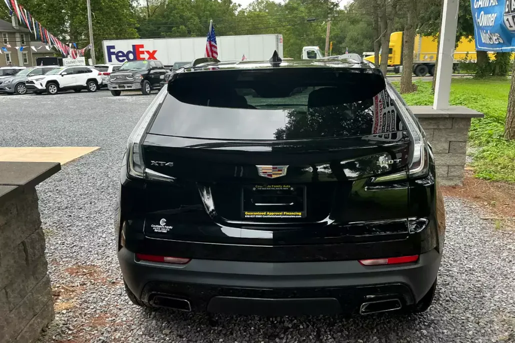 2020 Cadillac XT4 Sport photo 1