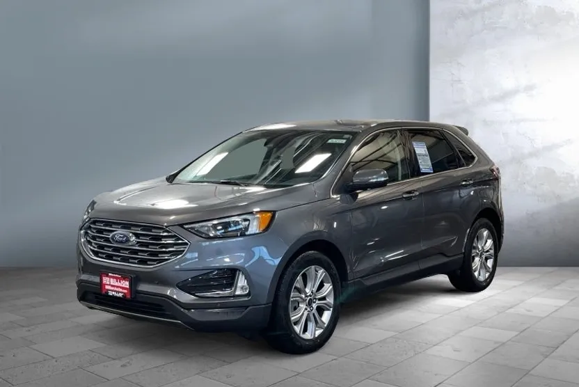 2024 Ford Edge Titanium photo 1