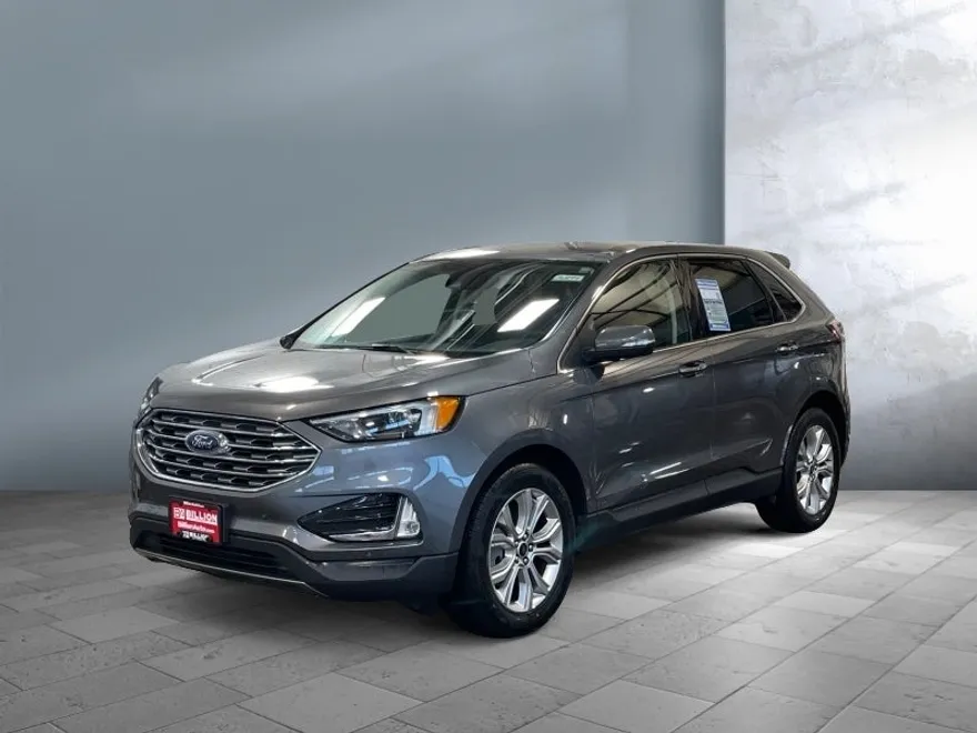 2024 Ford Edge Titanium photo 1