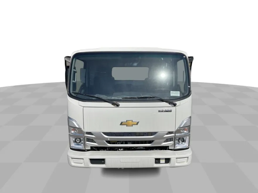 2024 Chevrolet Silverado photo 1