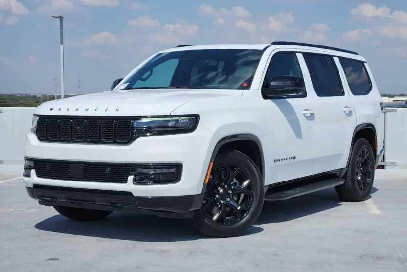 2023 Jeep Wagoneer Series II Carbide photo 1