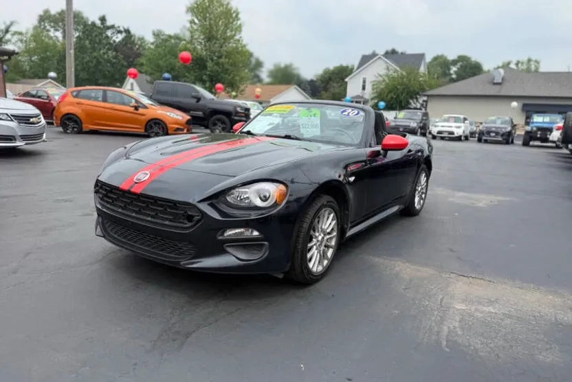 2020 Fiat 124 Spider Classica photo 1