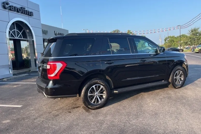 2020 Ford Expedition XL photo 1