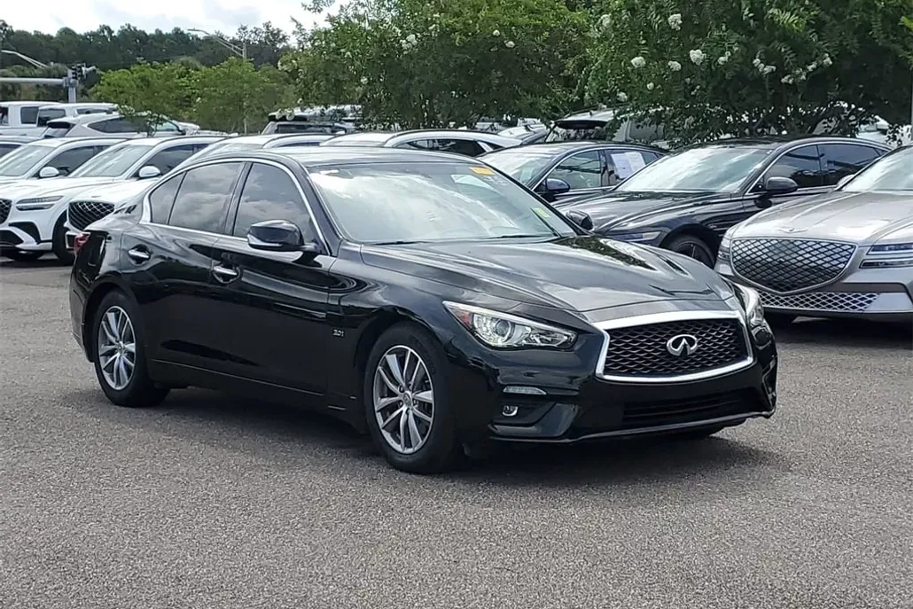 2020 Infiniti Q50 PURE photo 1