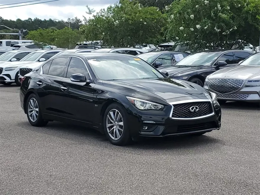 2020 Infiniti Q50 PURE photo 1