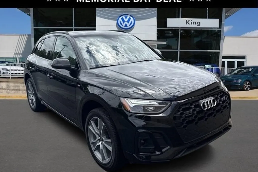 2025 Audi Q5 S line Premium photo 1