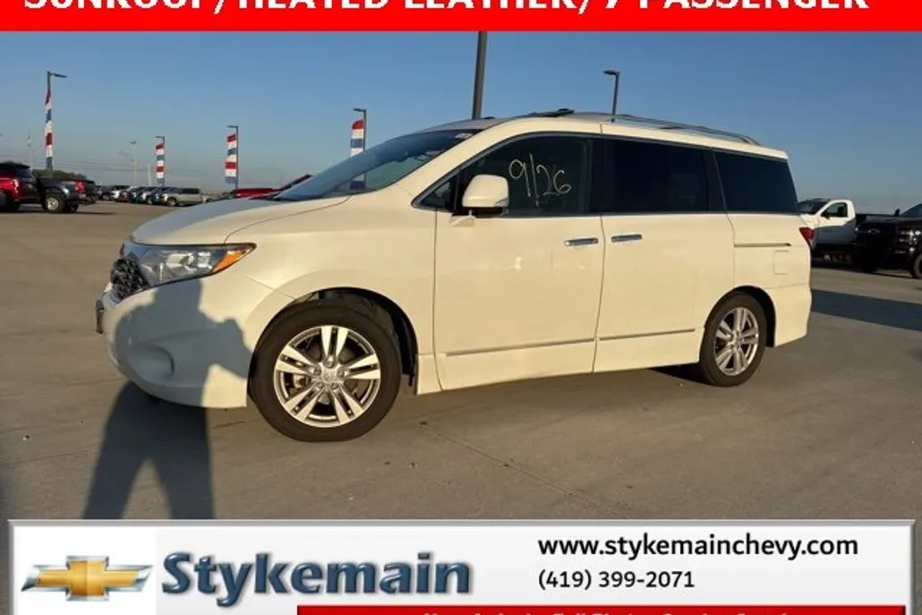 2012 Nissan Quest LE photo 1