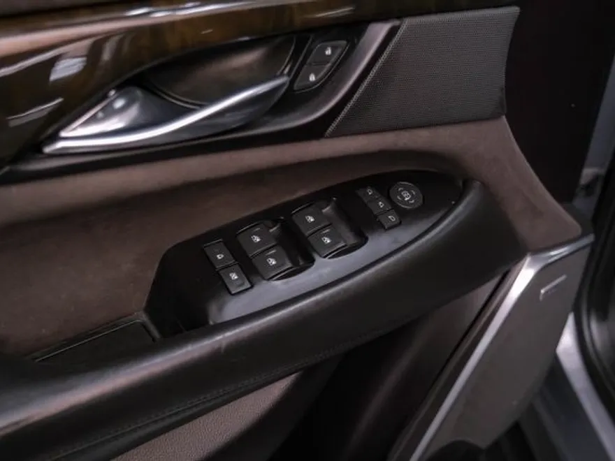 2020 Cadillac Escalade Platinum photo 33