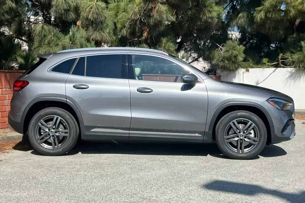 2026 Mercedes Benz GLA 250 photo 1