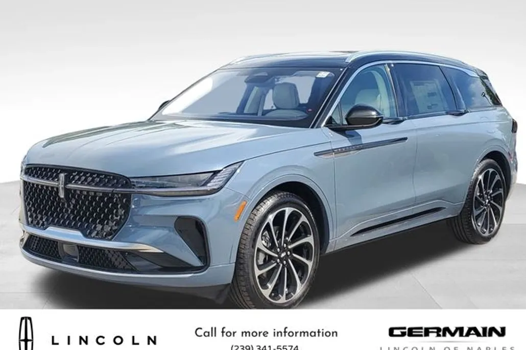 2025 Lincoln Nautilus Black Label photo 1
