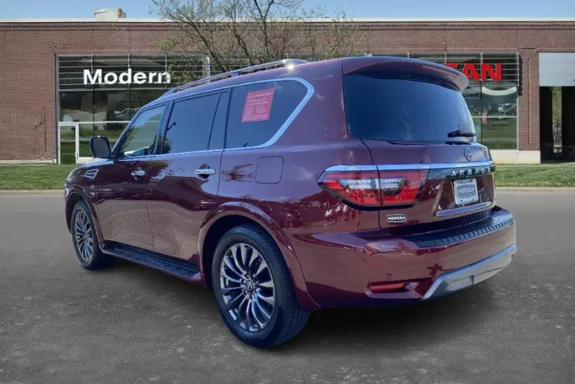 2021 Nissan Armada Platinum photo 1