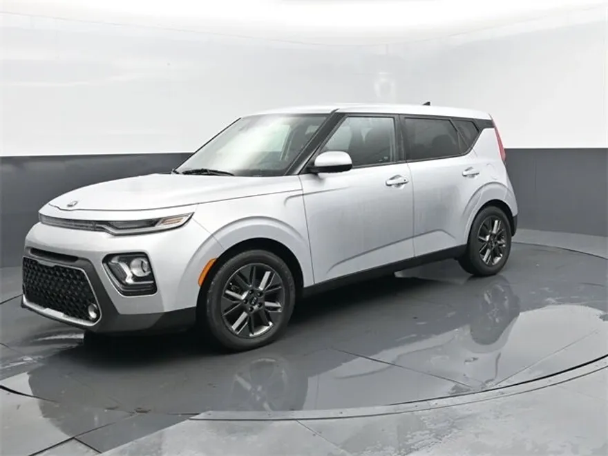 2020 Kia Soul EX photo 1