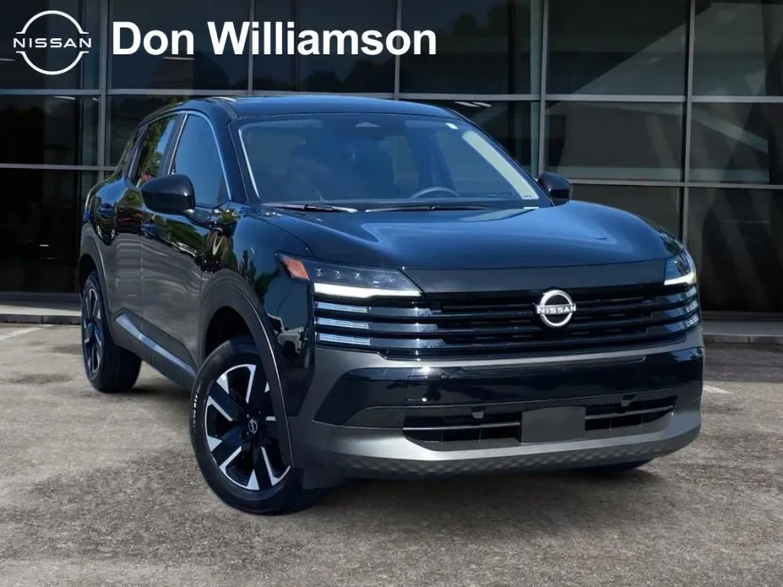 2025 Nissan Kicks SV photo 1