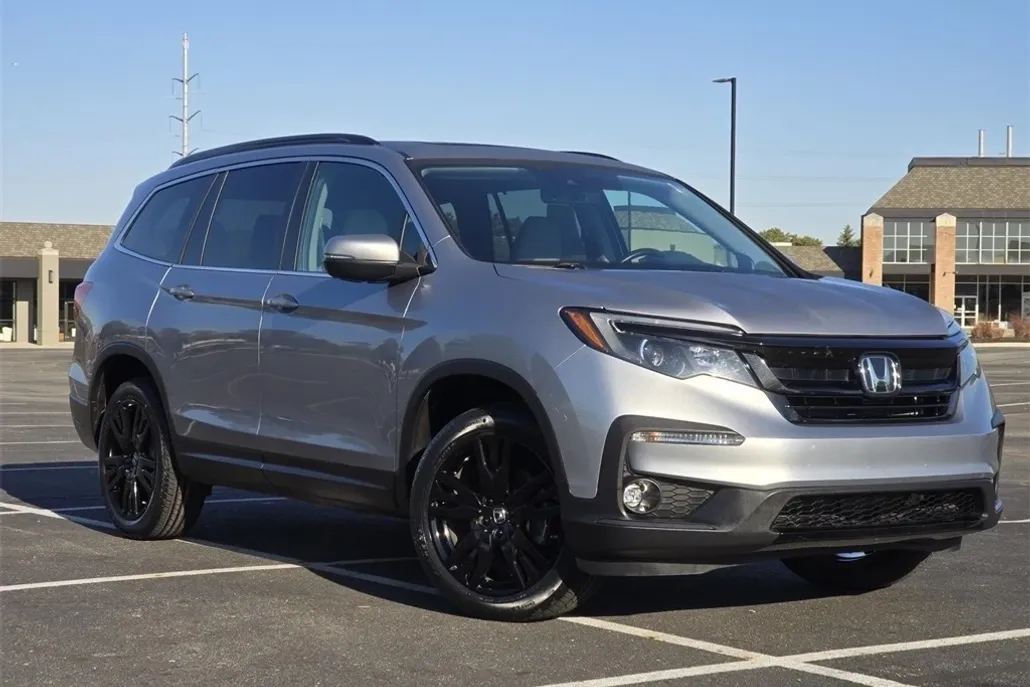 2022 Honda Pilot Special Edition photo 1