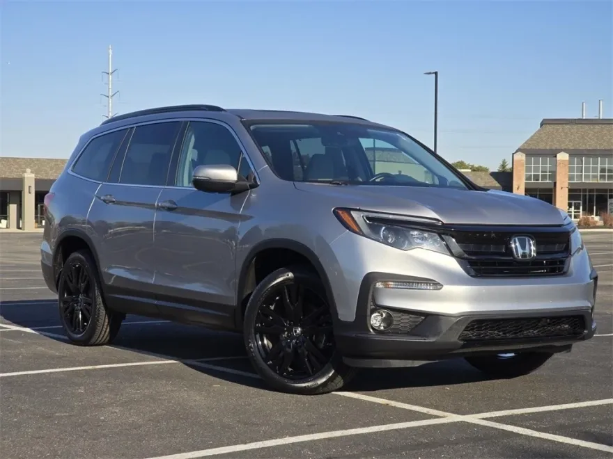 2022 Honda Pilot Special Edition photo 1