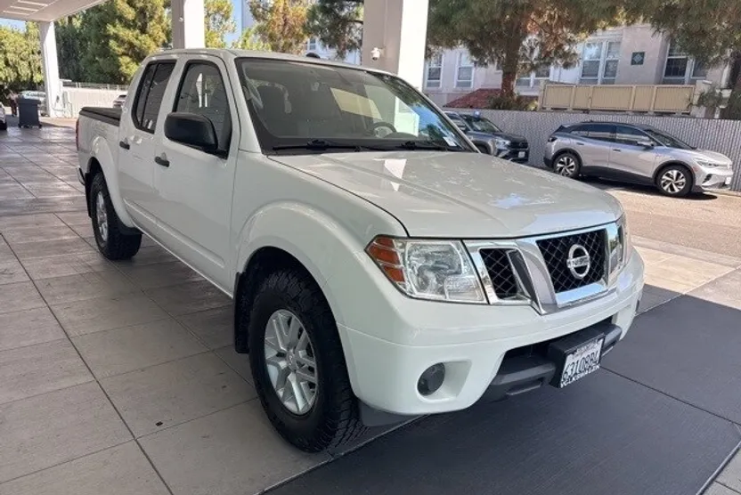 2018 Nissan Frontier SV photo 1