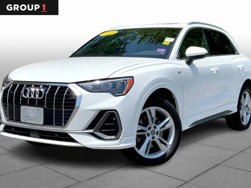 2019 Audi Q3 S line Premium photo 1