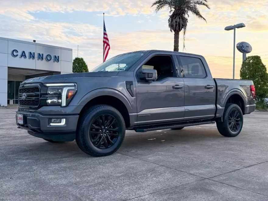 2024 Ford F-150 Lariat photo 1
