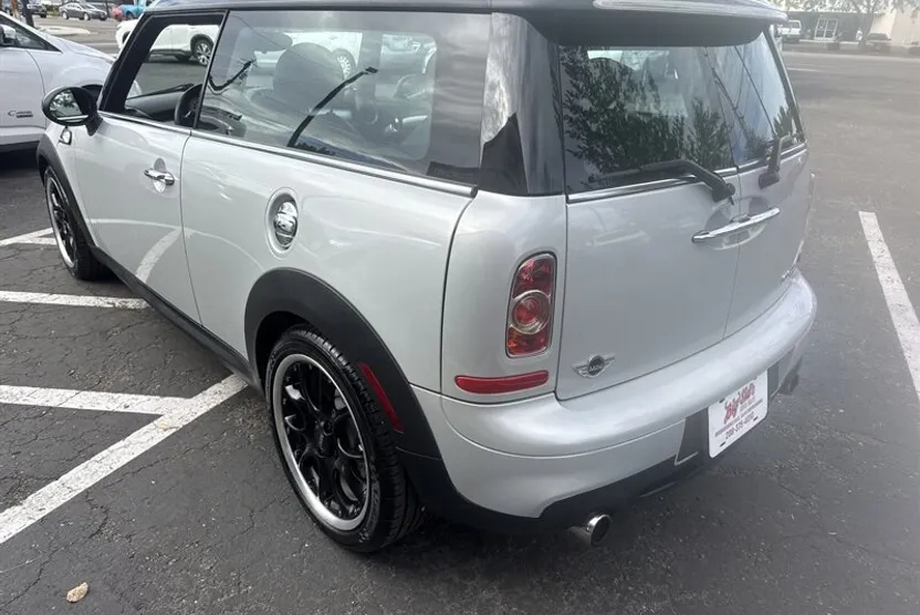 2012 Mini Cooper Base S photo 1