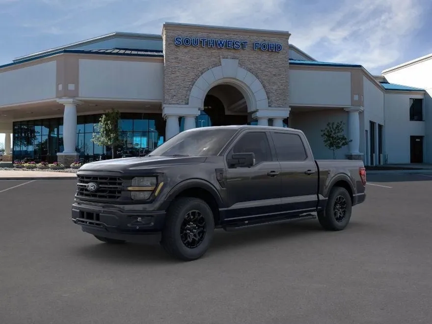 2025 Ford F-150 XLT photo 1
